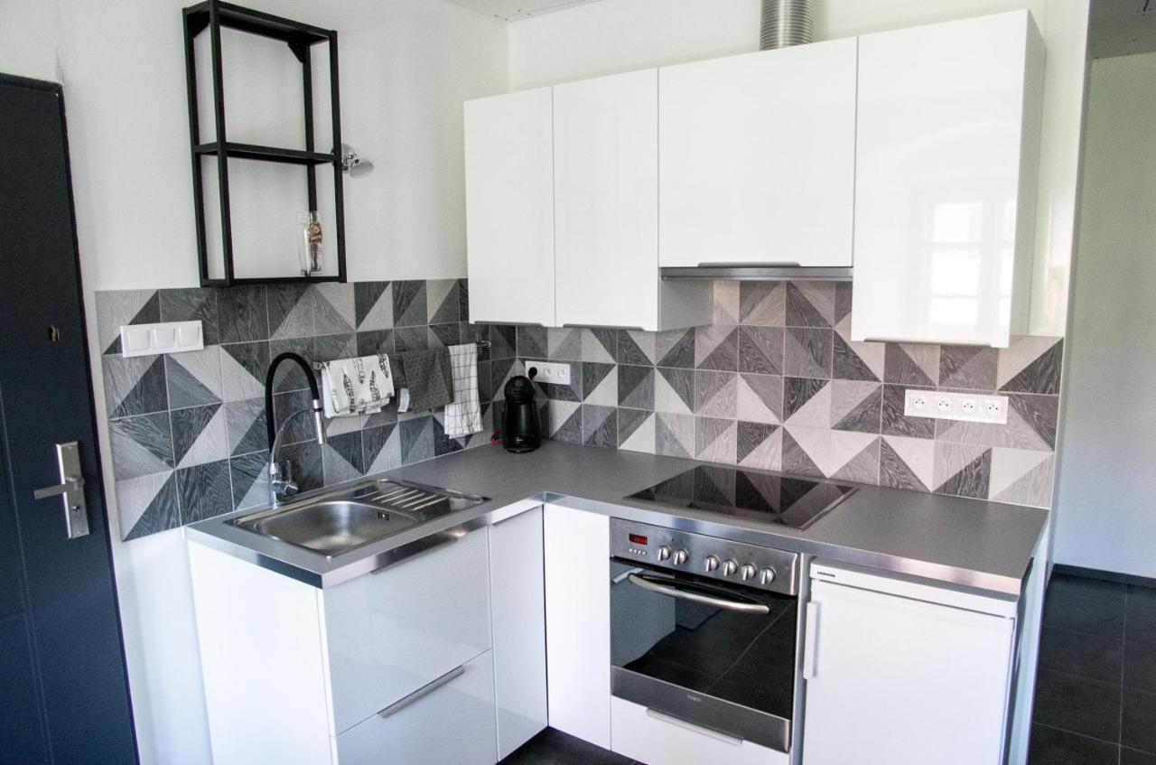 Garsoniera Sedlecka V Centru Kutne Hory Apartment กุตนาฮอรา ภายนอก รูปภาพ